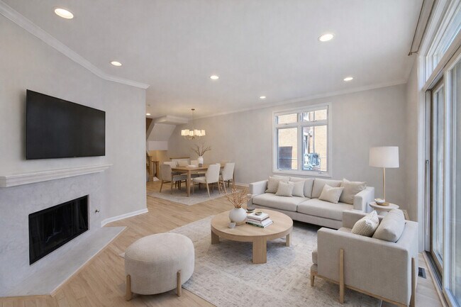 Building Photo - 1351 W Altgeld St