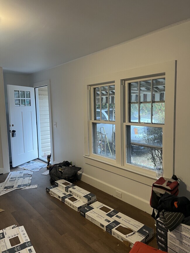 Building Photo - 1351 Goehler Rd SE