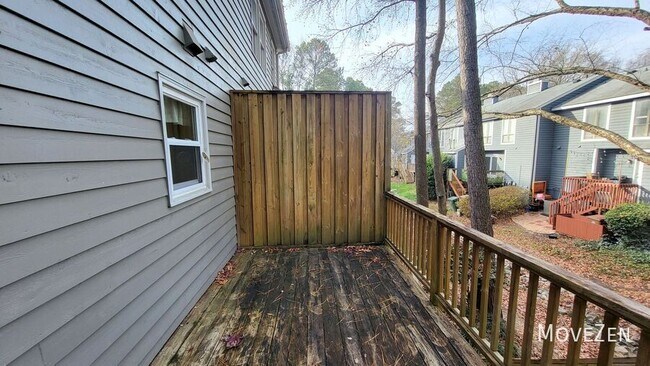 Building Photo - 117 Candace Pl