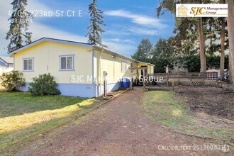 Building Photo - Three bedroom home for rent in Spanaway