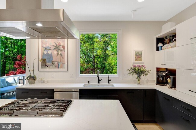 Building Photo - 1926 Poole Ln