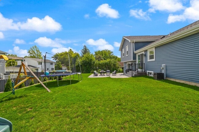 Building Photo - 375 Partridge Ct