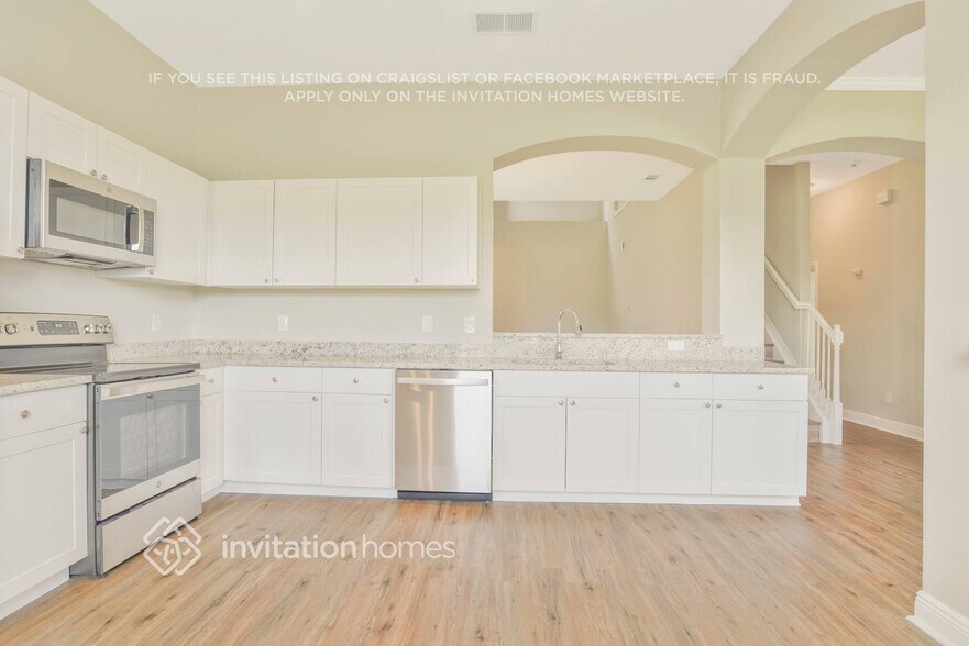 Building Photo - 1996 Hargate Ct