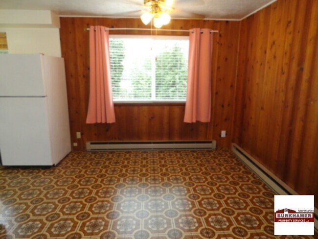 Building Photo - 620 4th Ave Aberdeen, WA. 98520