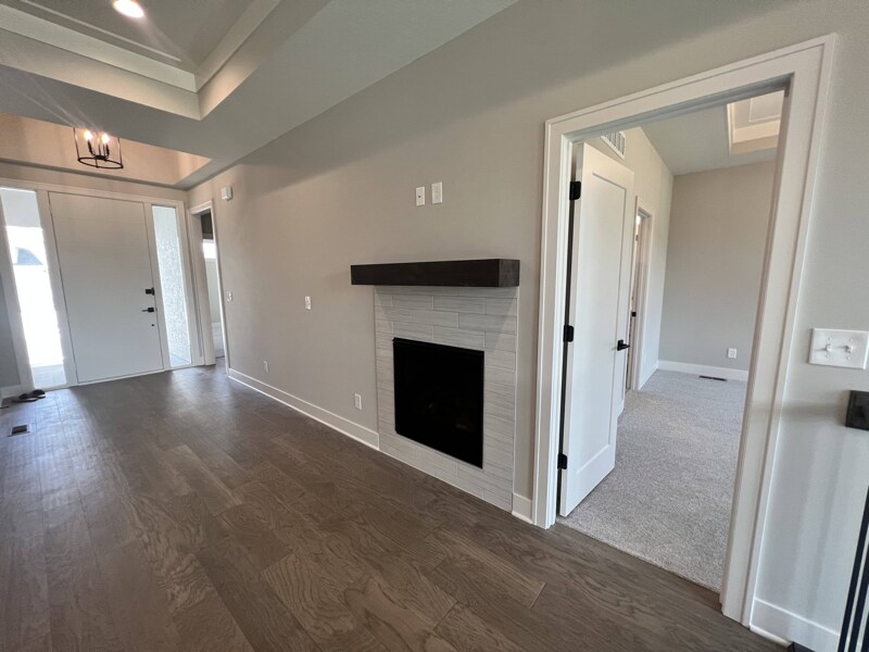 Building Photo - 1302 SW Heartwood Dr