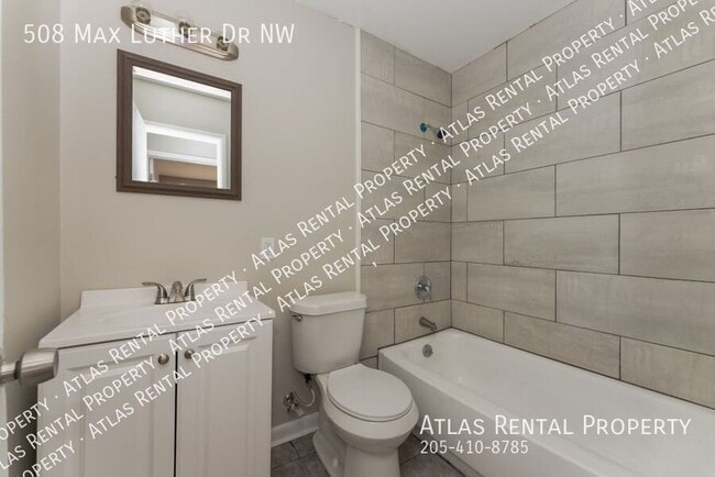 Building Photo - 508 Max Luther Dr NW