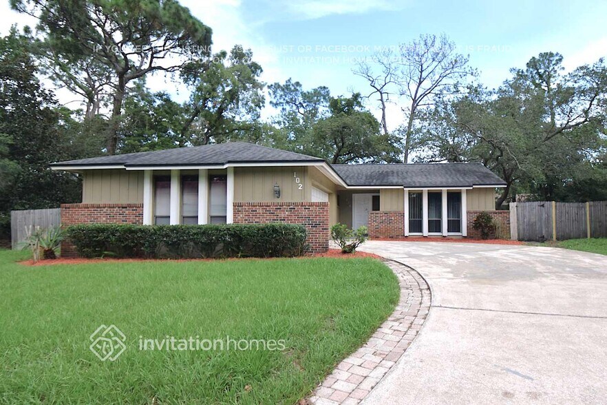 Primary Photo - 102 Ingram Ct