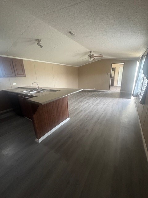 Building Photo - 760 Reyes Silva Ln