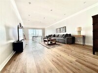 Building Photo - 4454 Ventura Canyon Ave