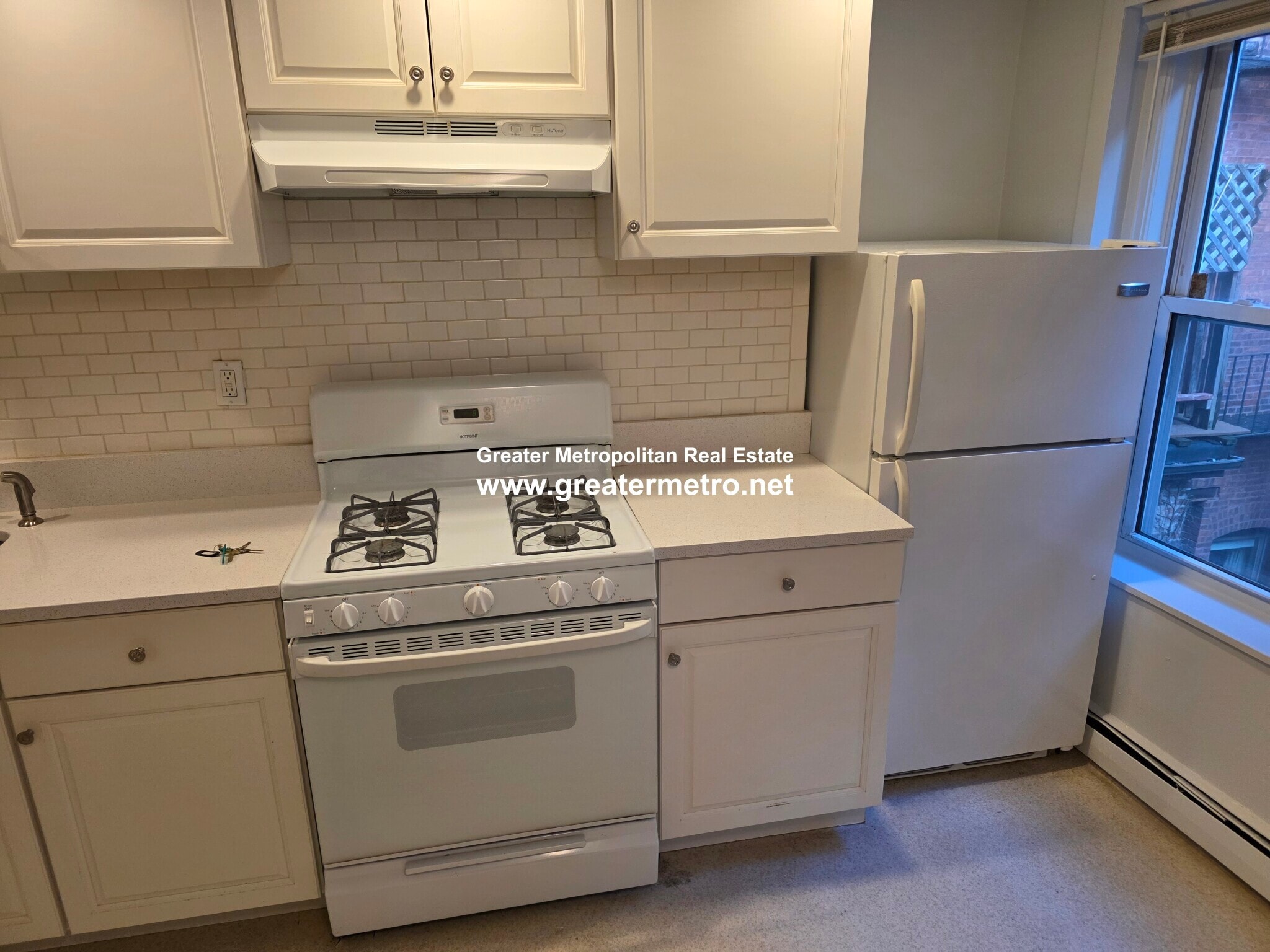 Building Photo - 207 Salem St