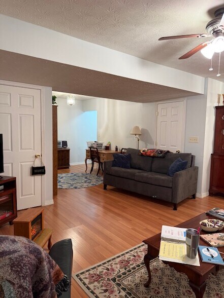 Building Photo - 1300 Copper Creek Dr