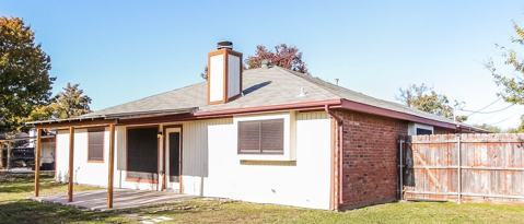 Building Photo - 7618 Creek Wood Dr