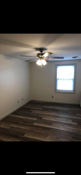 bed - 903 Morgantown Rd