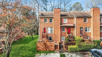 Building Photo - 140 Davis Mill Ct