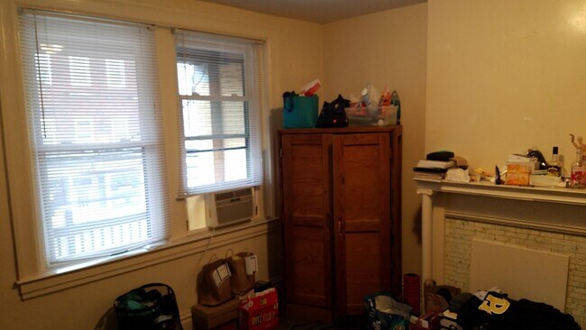 Front BR - 341 S Bouquet St