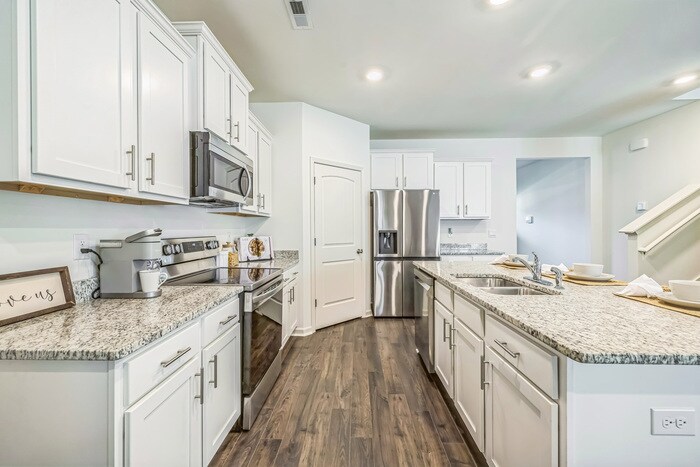 Building Photo - 5636 Timber Leaf Lp