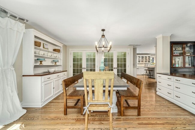 Building Photo - Luxury Estate Compound in Woodinville