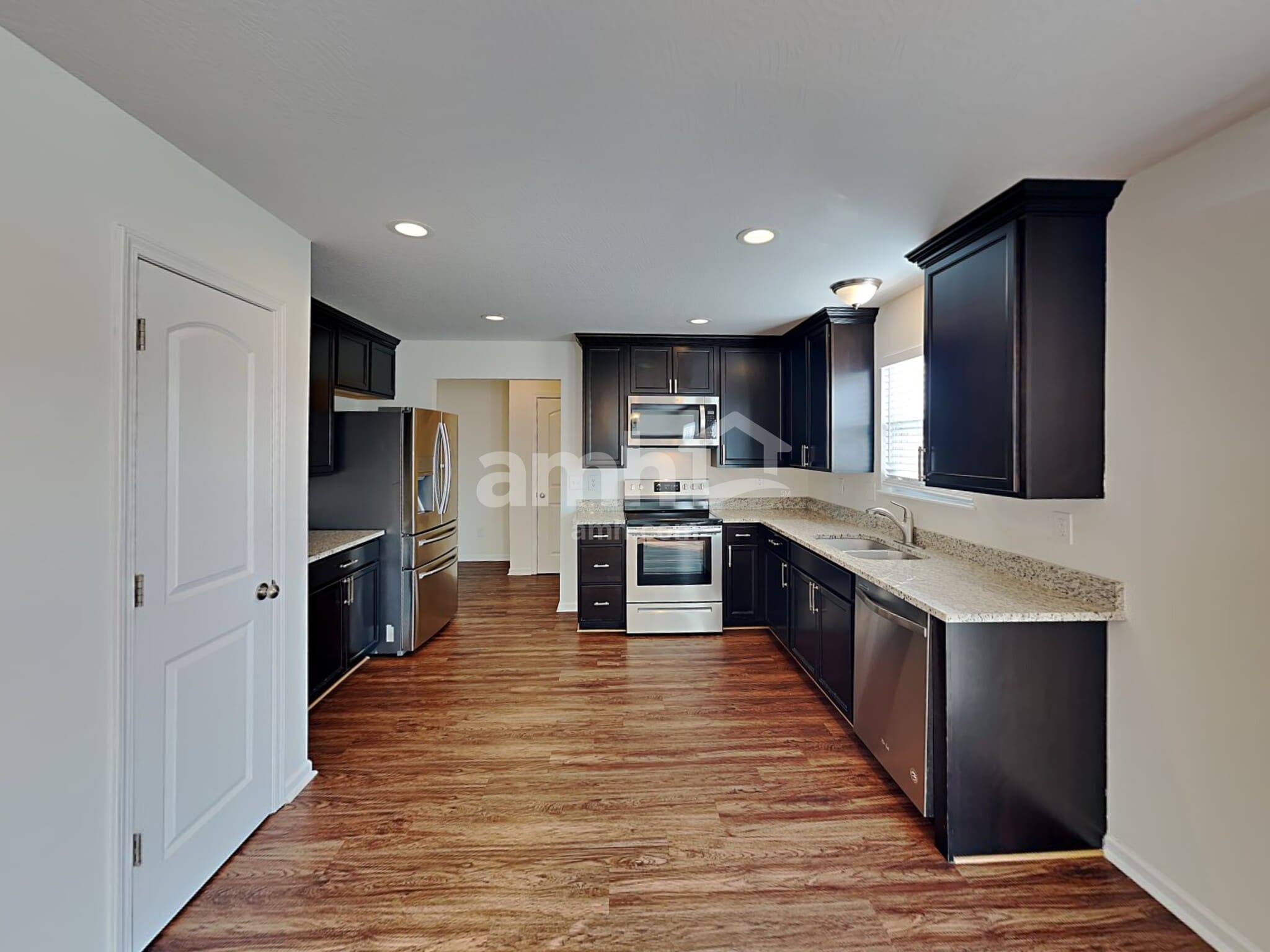 Building Photo - 69 Sandburg Dr