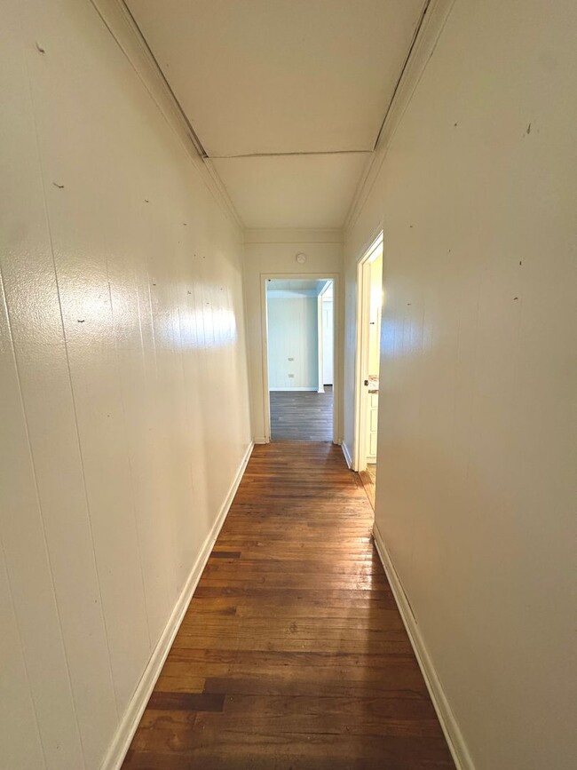 Building Photo - 2195 Shipman Rd