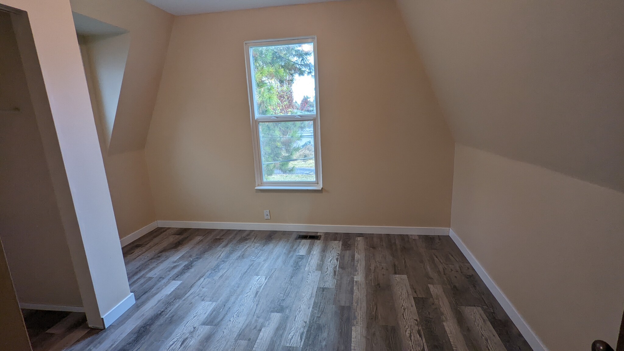 Upstairs bedroom 2 - 2293 Fern Ave