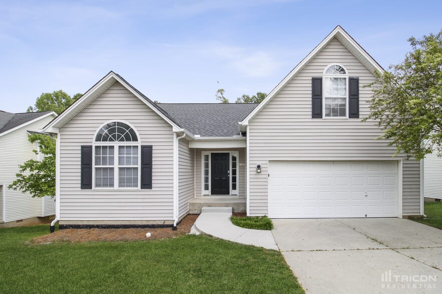 Primary Photo - 3810 Abbeywood Pl