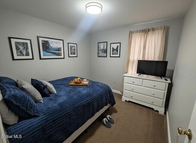 Building Photo - 603 1st St