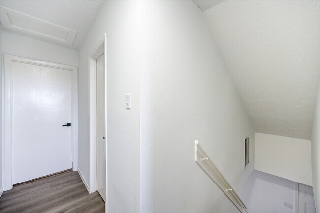 Building Photo - 12127 Palmton St