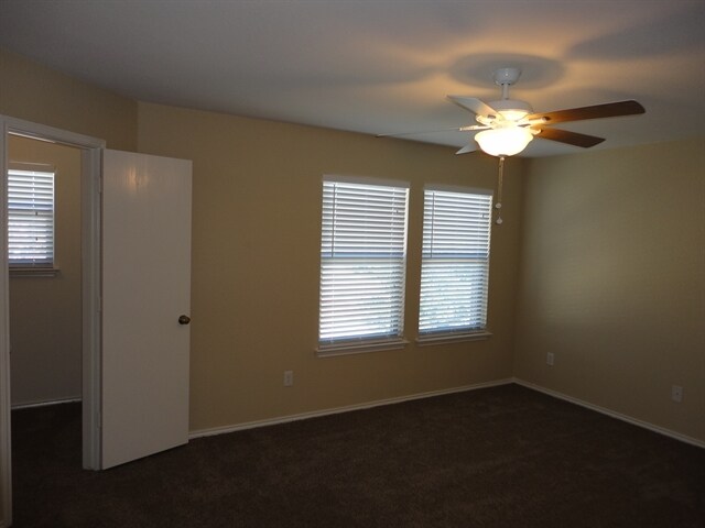 Building Photo - 115 Karrie Dr