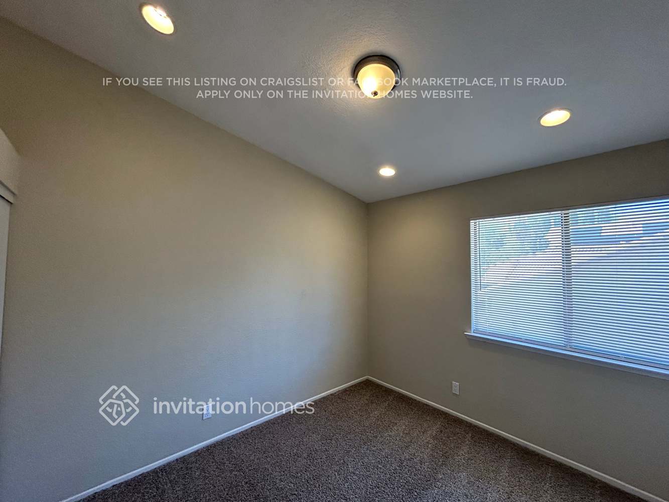 Building Photo - 4811 Cocina Ln
