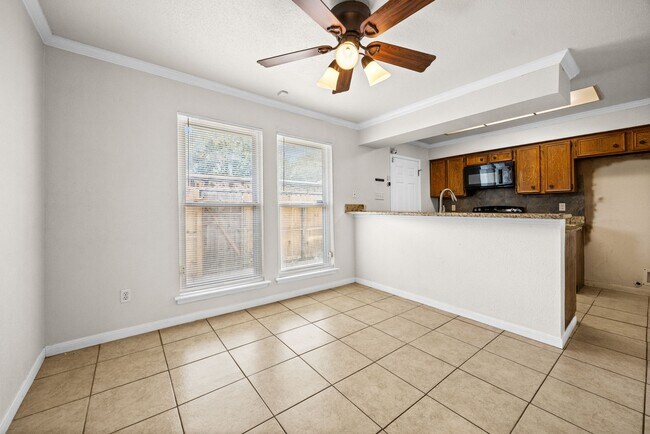 Building Photo - 7835 Bateman Ln