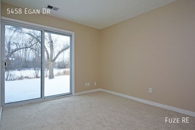 Building Photo - 5458 Egan Dr