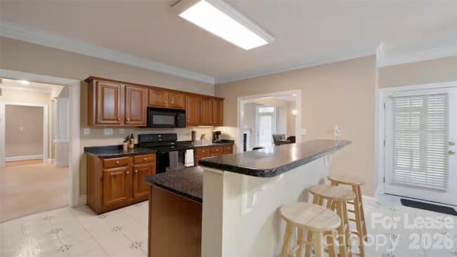 Building Photo - 2804 Wingfield Pl