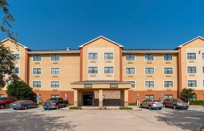 Building Photo - 3300 S I-10 Service Rd W