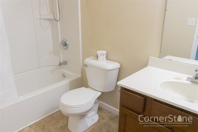 Building Photo - 9720 Platinum Pointe Dr