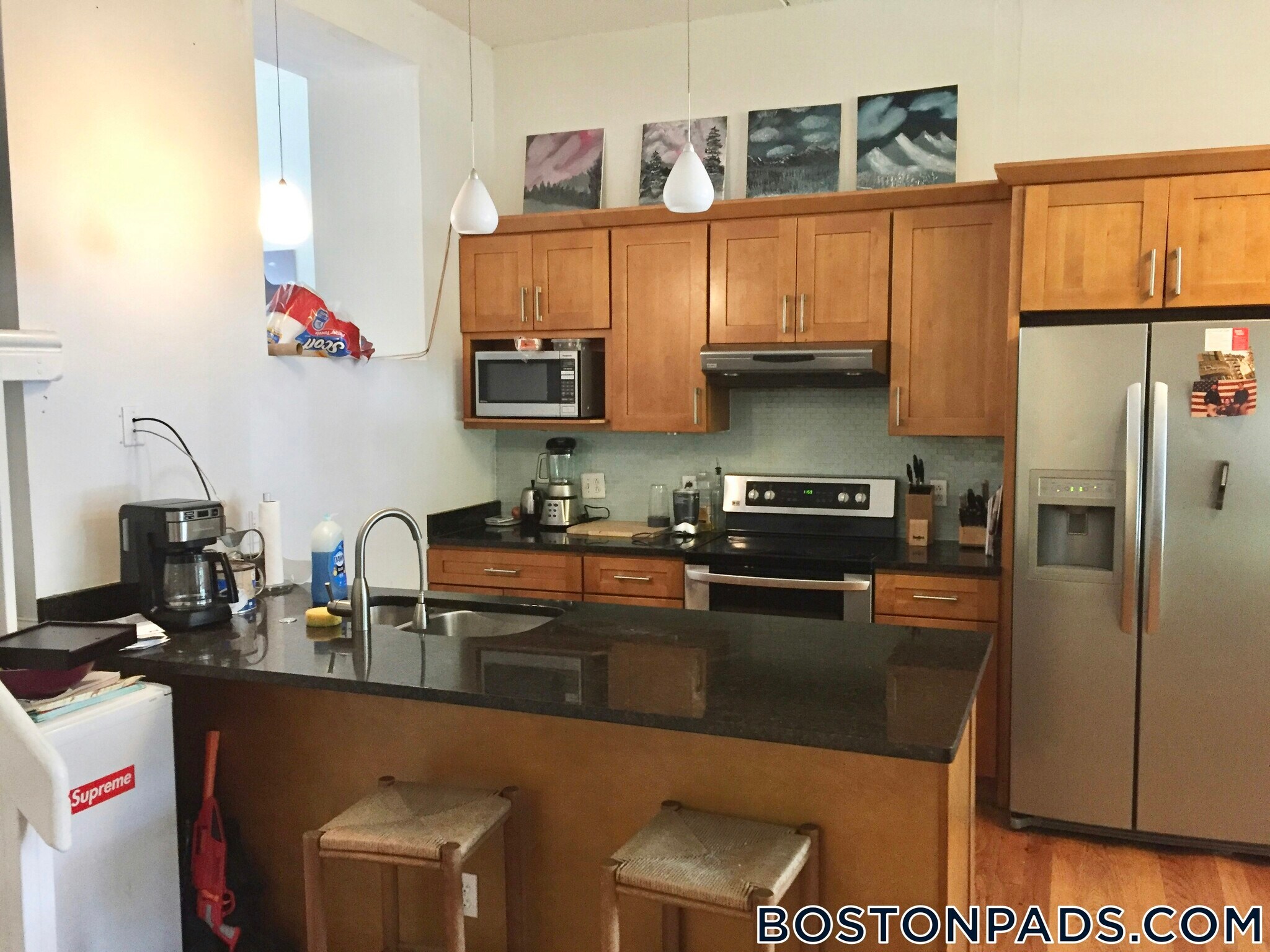 Building Photo - 22 Hayden St