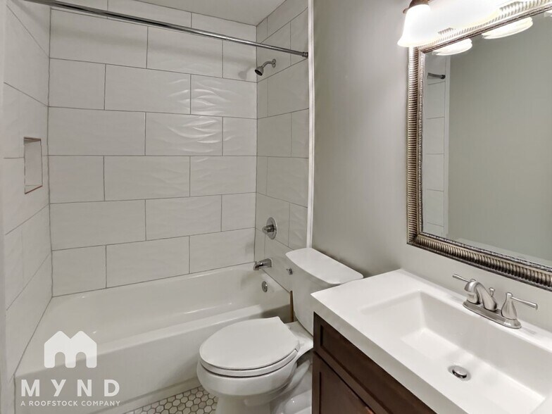 Building Photo - 2506 Cardigan Dr