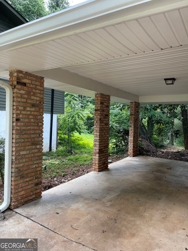 Building Photo - 3616 Santa Fe Trail