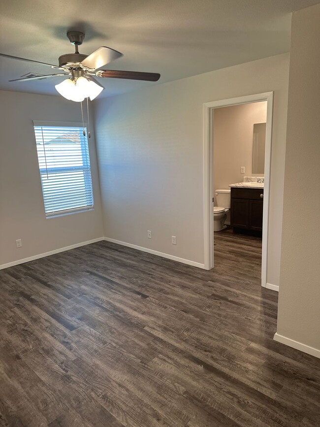 Building Photo - *Pre-leasing* NEW Three Bedroom | Two Bath...