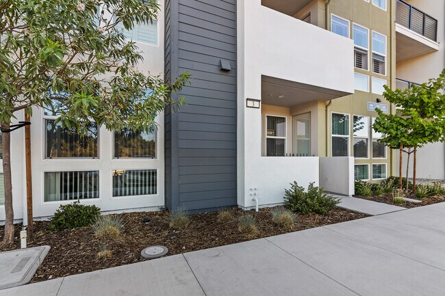 Building Photo - 2400 Wildflower Station Pl