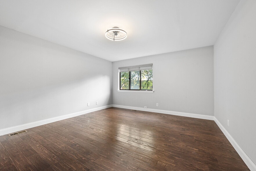 Master Bed-New LED ceiling fan with remote control - 412 Egret Ln