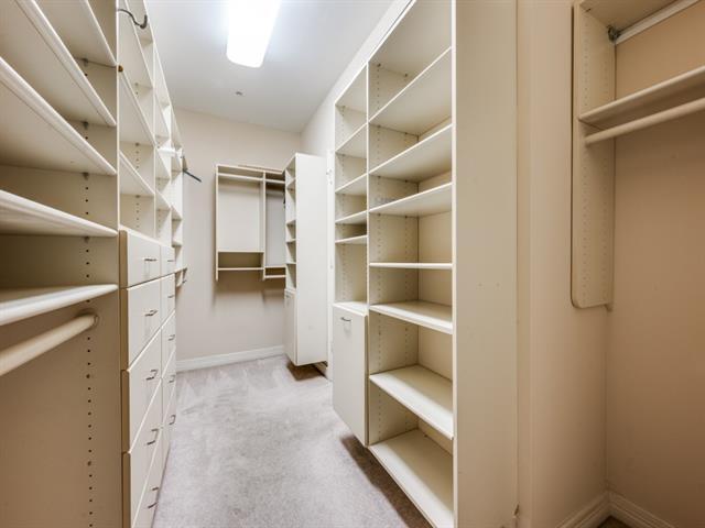 Building Photo - 3401 Lee Pkwy
