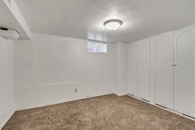 Building Photo - Exceptional 4-Bedroom Home in Prime Sugar House Location!