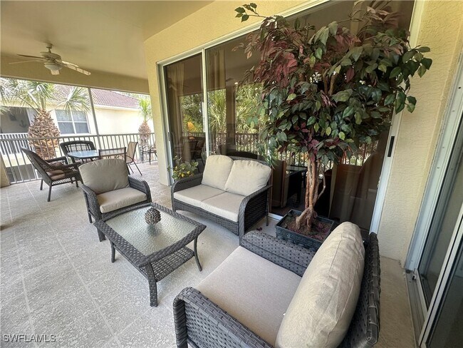 Building Photo - 1634 Tarpon Bay Dr S