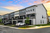 Building Photo - 13825 Estuary Pl