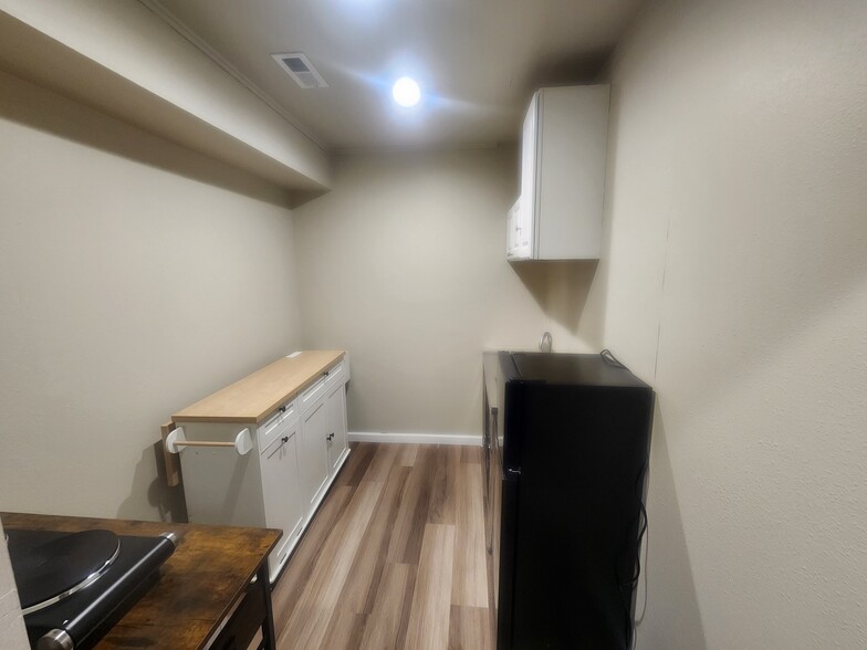 Building Photo - 8124 138th St E