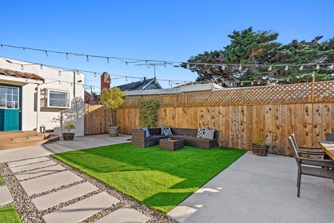 Building Photo - 37 Portola Ave