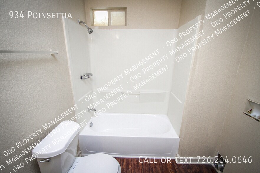 Building Photo - 934 Poinsettia-