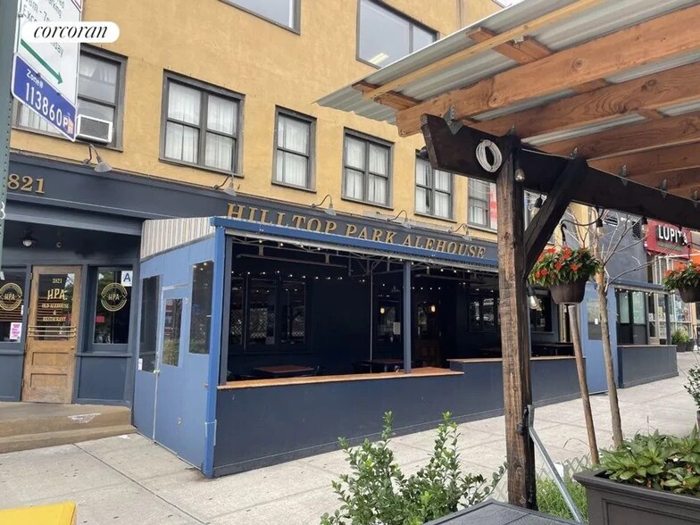 Building Photo - 556 W 165th St