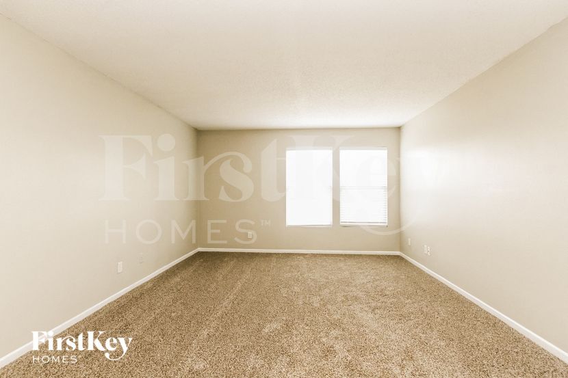 Building Photo - 11428 Cuyahoga Dr