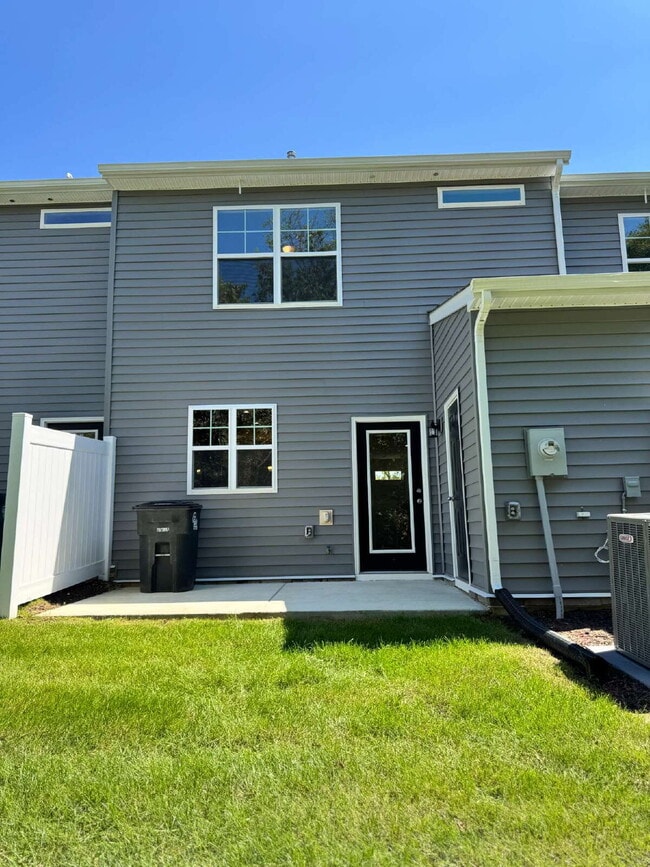 Building Photo - Brand New 3-Bedroom Townhome for Rent in T...